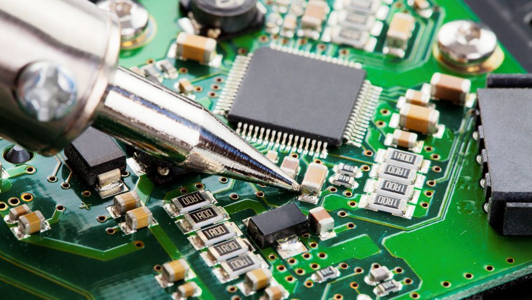 SMT贴片加工遇到过期的PCB电路板要注意什么